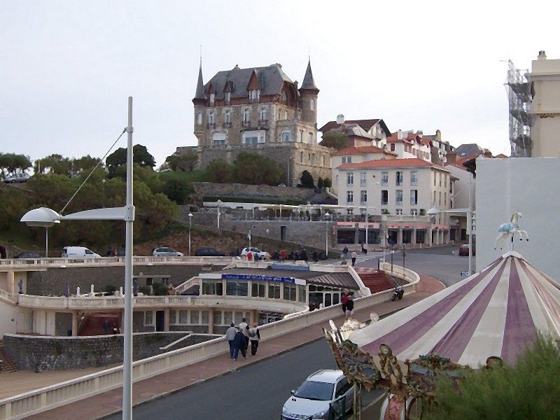 PROMENADE dans BIARRITZ  ( Pays Basque ) A_414