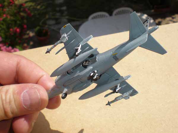 AV8-B Harrier II Revell 1/144 110