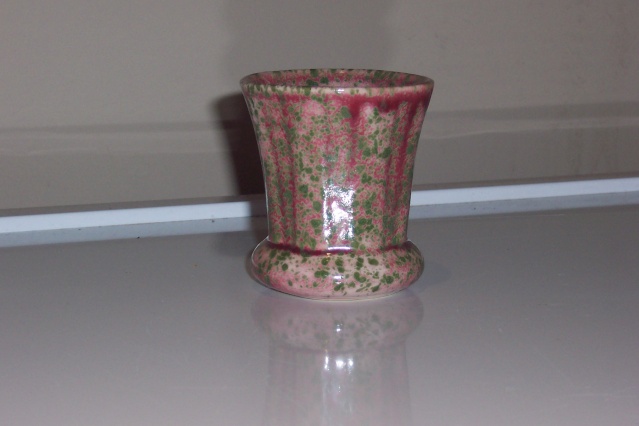 Waifs and Strays - including mini vases Urn_3010