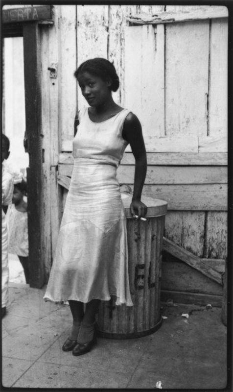 1958 - FOTOS DE CUBA ! SOLAMENTES DE ANTES DEL 1958 !!!! - Página 12 Woman_10