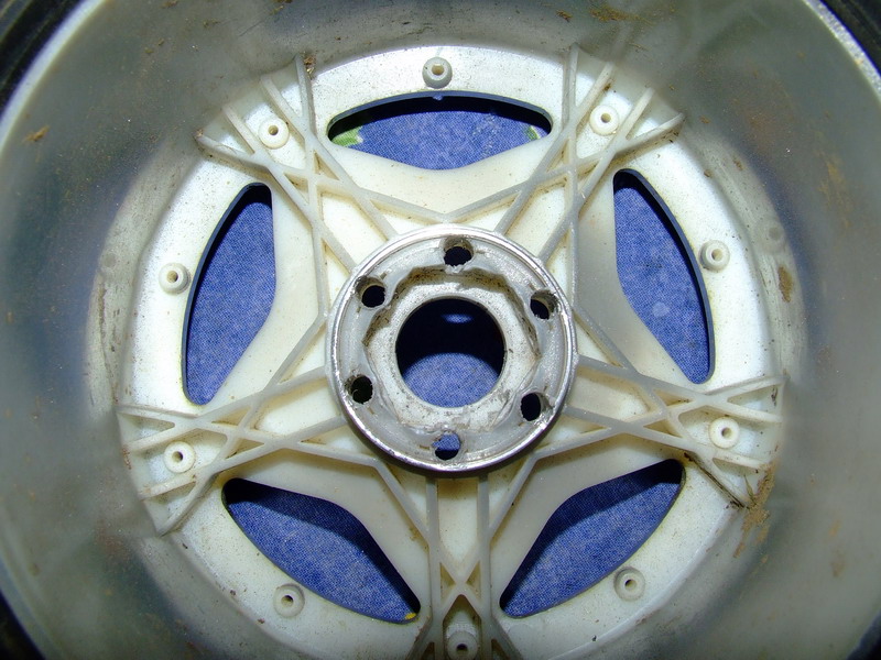 Réparer roues ar. empreinte hexa. Dscf4825