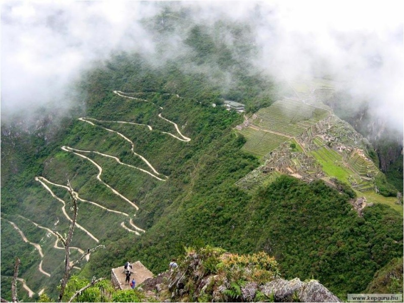 قمة جبل ماتشو بيتشو في البيرو صور اقرب الى الخيال Cid_1210