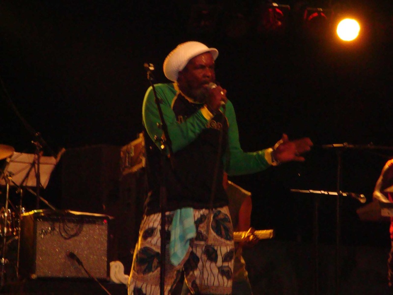 U-Roy & P Moses en Concert Mayotte - Page 2 Dsc00211