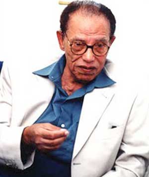 وفاة المفكر الكبير الدكتور مصطفي محمود Mostaf10
