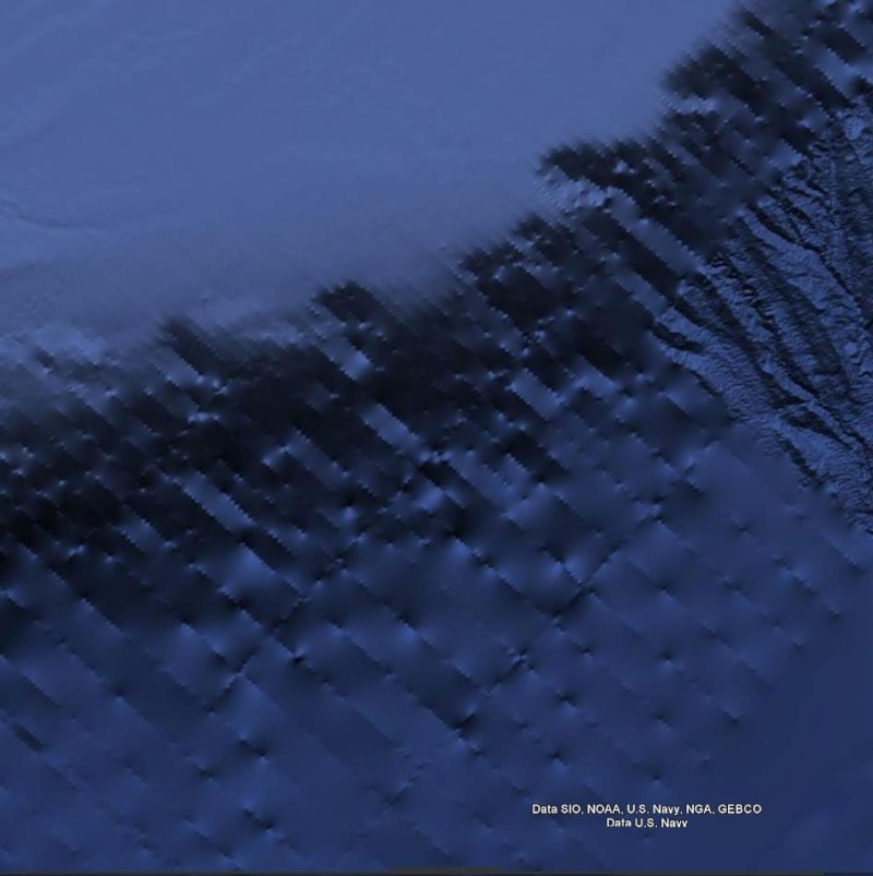 Curieuse formation, naturelle ? , océan atlantique, - Page 2 Image_11