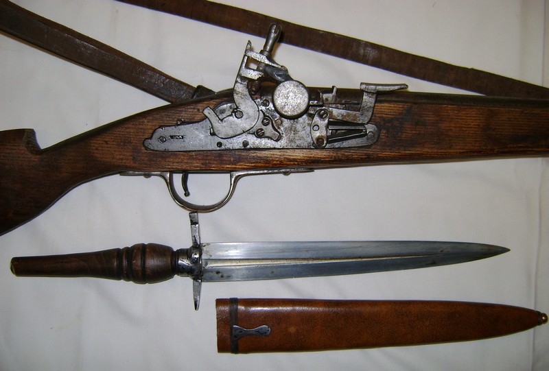 Quelques reconstitutions d'armes du XVII° siècle. Fusil_10