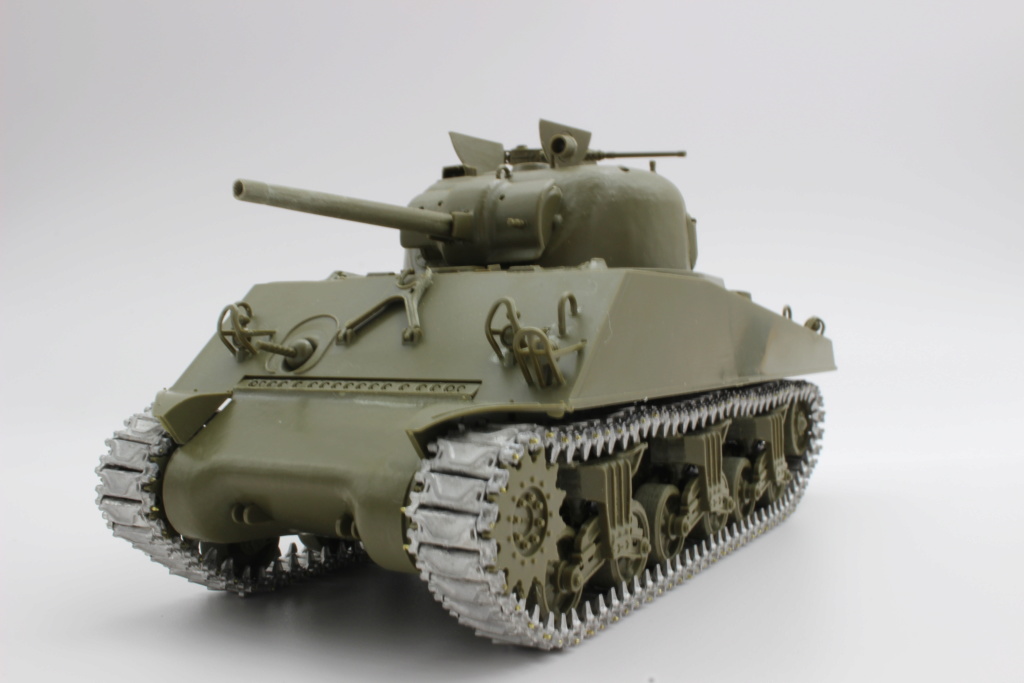 sherman m4a3 1/35 Img_8237