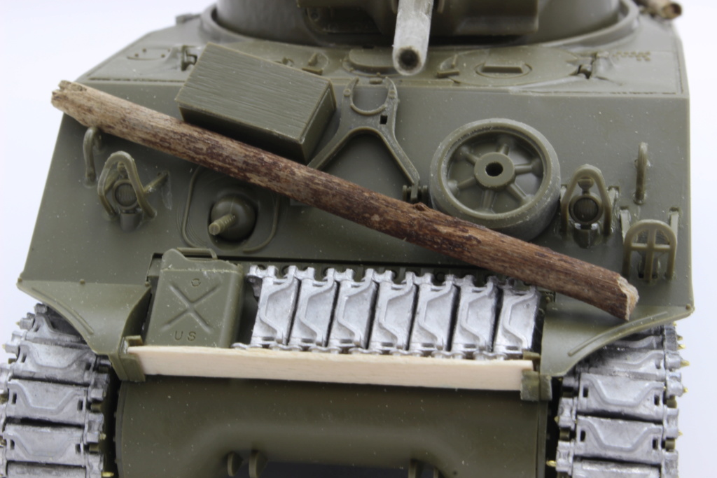 sherman m4a3 1/35 Img_8241