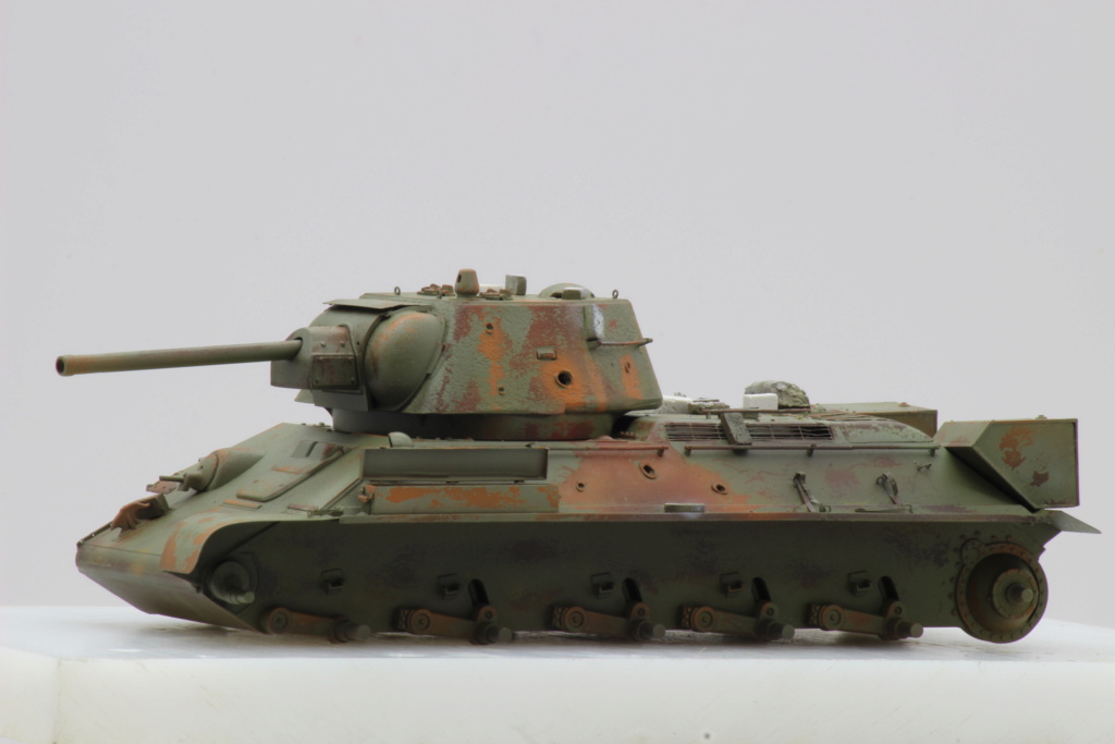 T34 detruit a leningrad - Page 7 Img_8447