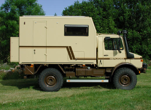 Mon 1300L camping-car Unimog11