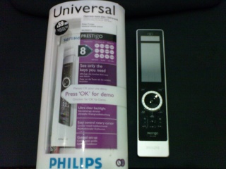 Philips SRU9600 universal remote (Used) Dsc00014