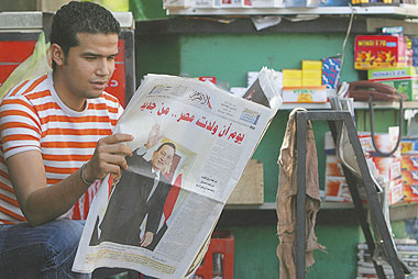 صحافة مصر اليومية: انكماش في القراء والإعلانات وتساؤلات حول مصادر التمويل Media110