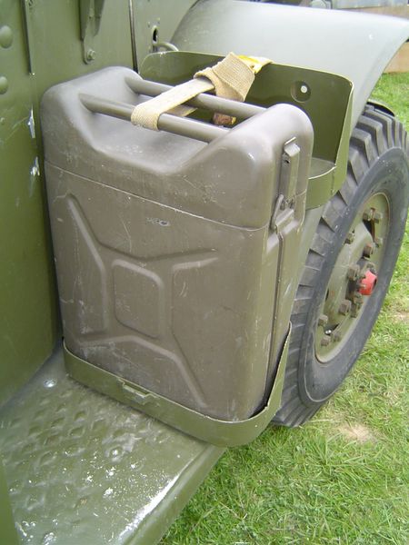 jerrycan insolite Jerrym11