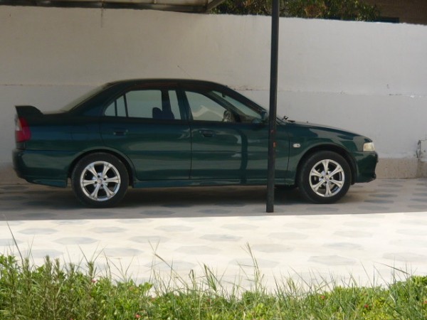 سيارة ميتسوبيشي لانسر موديل 1997 جير عادي L-imag24
