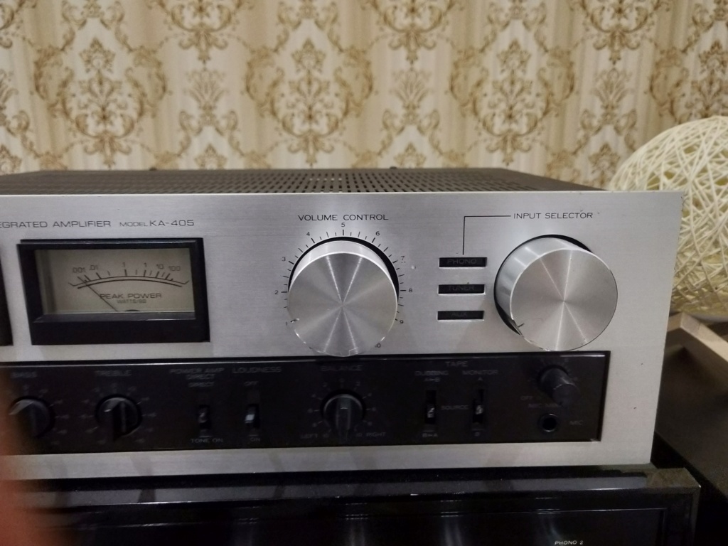 Kenwood KA-405 Stereo Integrated Amplifier (Sold) 215