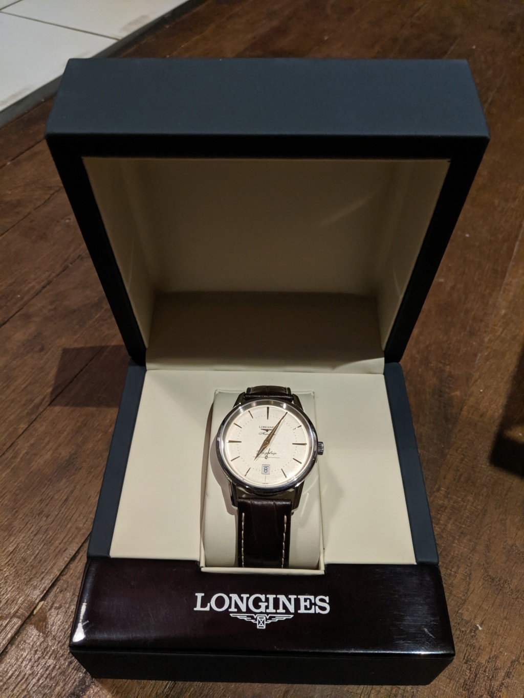 longines - Première montre <500e dans le style de Longines Flagship/Conquest heritage ? Img_2010