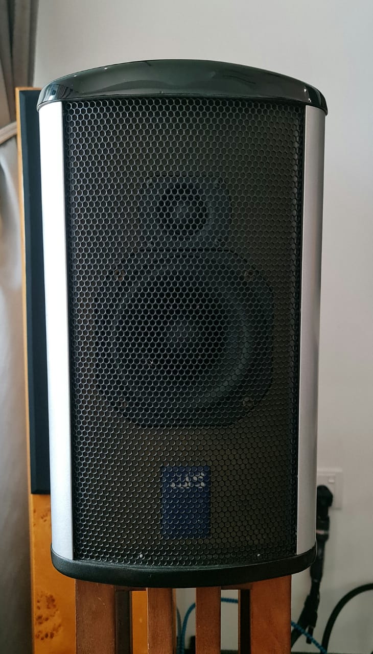 ATC SCM10-2 Active speakers (grey metal hammertone finish) Atc112
