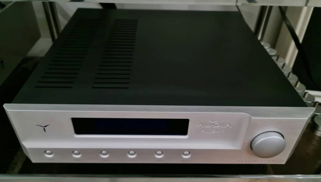 SOLD Audio Flight TWO Integrated Amplifier Audiaf12