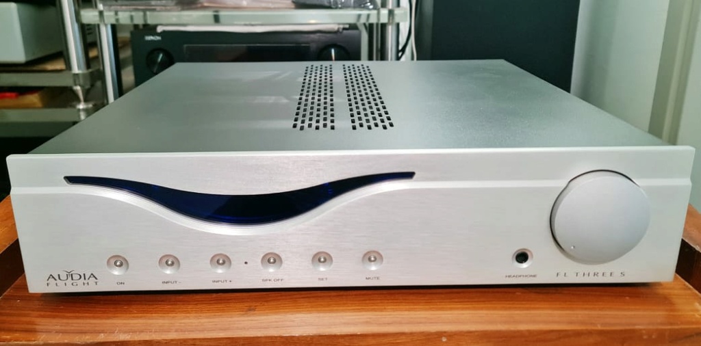 Audia Flight Three S Integrated Amplifier (Made In Italy) Audiaf26