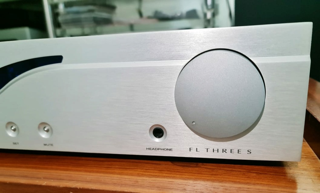 Audia Flight Three S Integrated Amplifier (Made In Italy) Audiaf28
