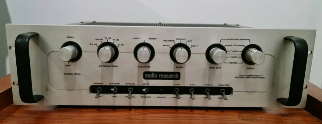 Audio Research SP14 Preamplifier with Tube Phono Input Audior30