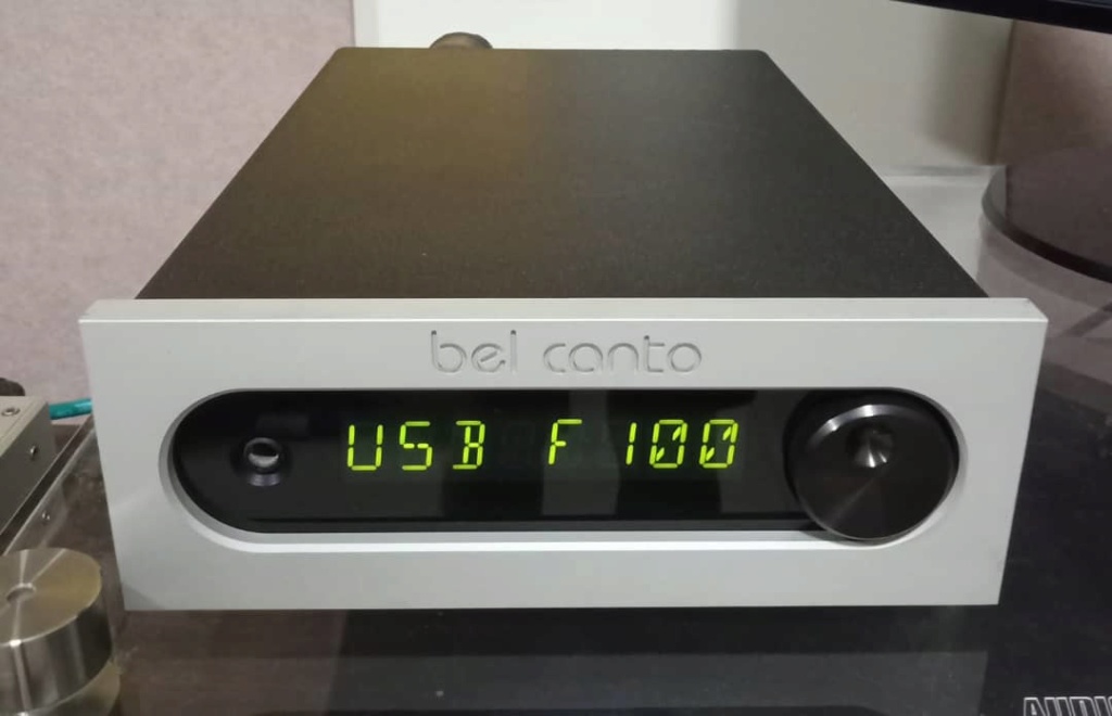 Bel Canto e.One DAC 2.5 with remote control B111