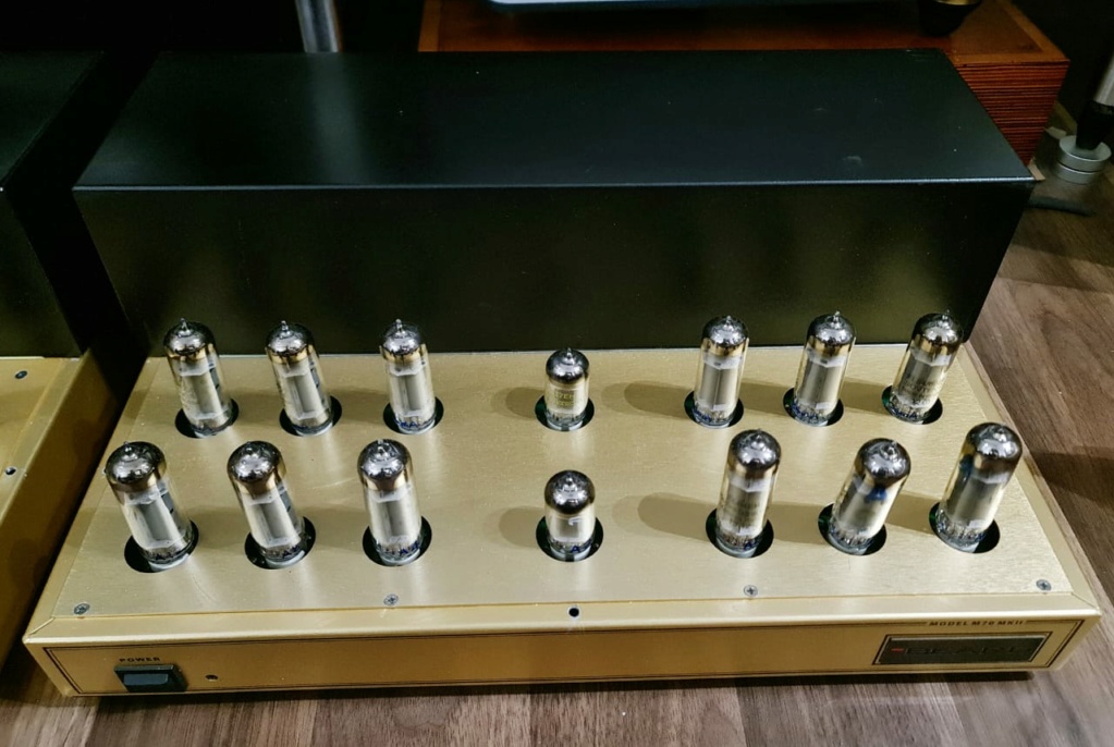 BEARD M70 MkII Class A Tube Monoblocks Power Amplifiers - 70 Watts @ 8 Ohms (Hand-made in England) Beard710