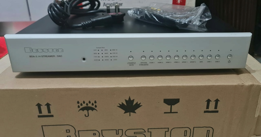 Bryston BDA-3.14 DAC/Preamp/Streamer Brysto26