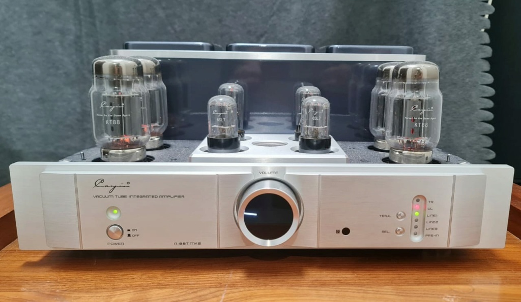 Cayin A-88T MK2  Vacuum Tube Integrated Amplifier Triode & Ultralinear Mode Cayina10