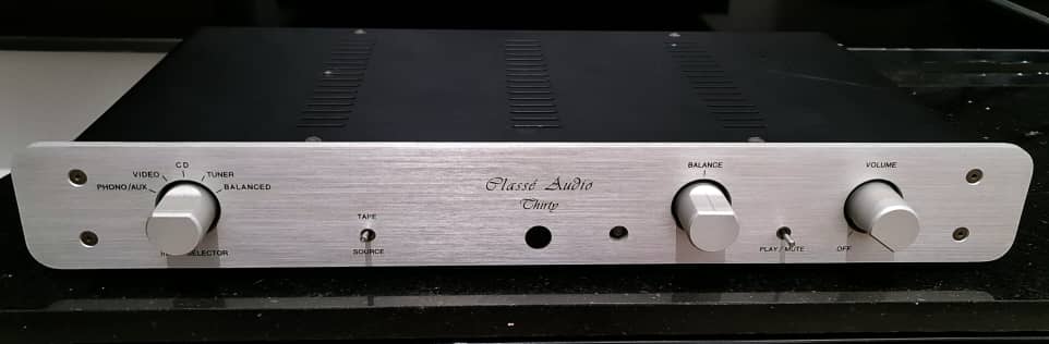 Classé Thirty Preamp with Phonostage Classe10