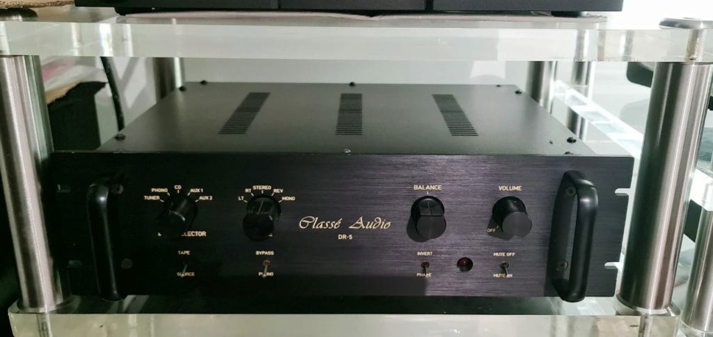 Classe Audio DR-5 Pre-amplifier w/ Phono Stage. Made in Canada Classe17