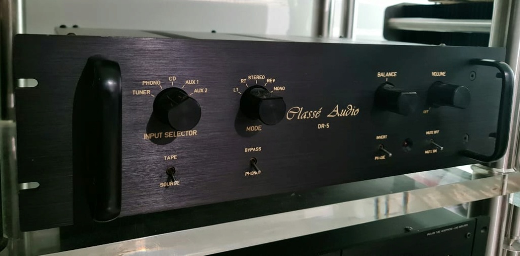 Classe Audio DR-5 Pre-amplifier w/ Phono Stage. Made in Canada Classe18