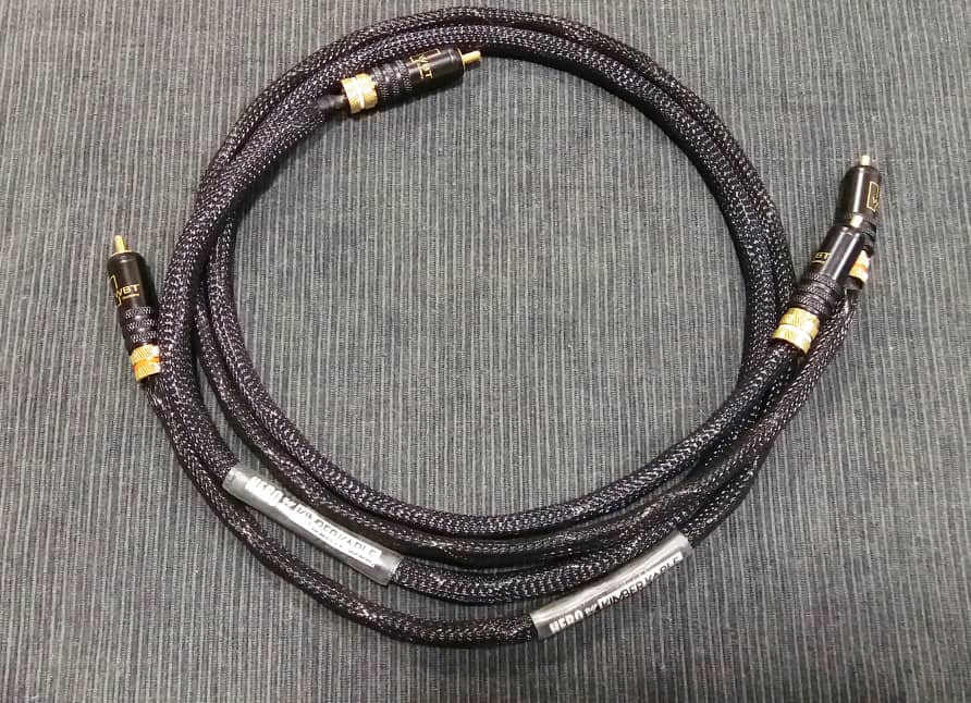 Various Interconnects: MIT, Taralabs, WireWorld, Anti Cables, Abbey Road, Kimber Kables Hero10