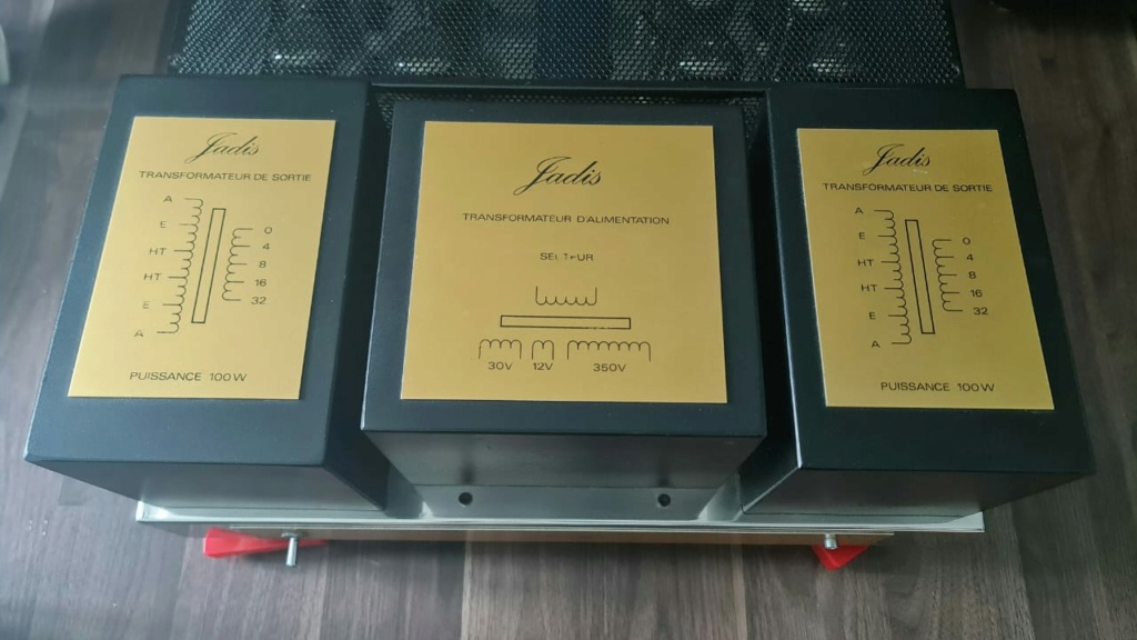 Jadis Defy 7 Tube Power Amplifier - 100W/channel Jadisd11