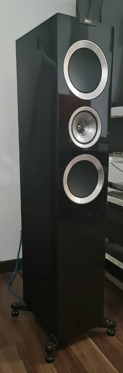 KEF R Series R700 Speakers - Piano Black Kefr7013