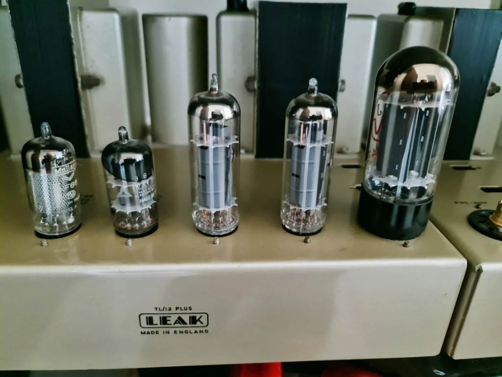 Leak TL/12+ Plus Tube Monoblocks Power Amplifier - Made In England Leak311