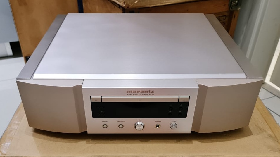 Marantz SA-10 Super Audio CD player with USB DAC and digital inputs Marant31