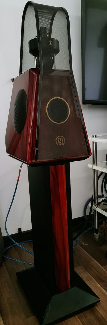 MBL 121 Radialstrahler Speakers with Original Stands - High Gloss Rosewood Finish Mbl110