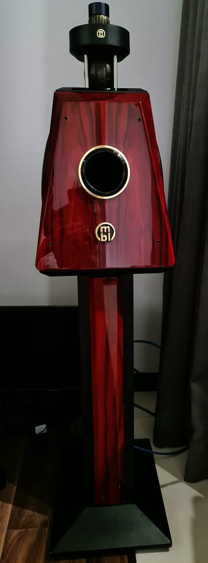 MBL 121 Radialstrahler Speakers with Original Stands - High Gloss Rosewood Finish Mbl410