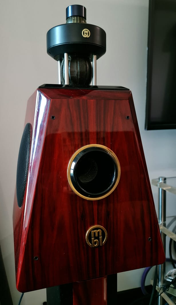 MBL 121 Radialstrahler Speakers with Original Stands - High Gloss Rosewood Finish Mbl610