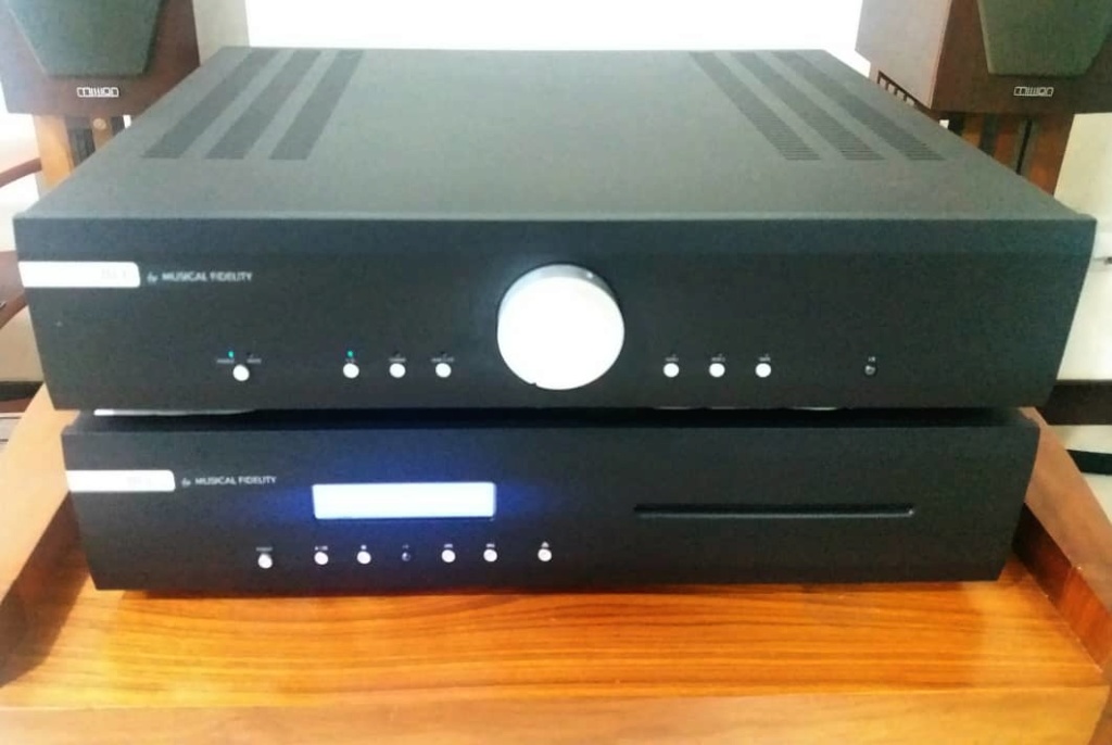 Musical Fidelity M3i Integrated Amplifier  Mf410