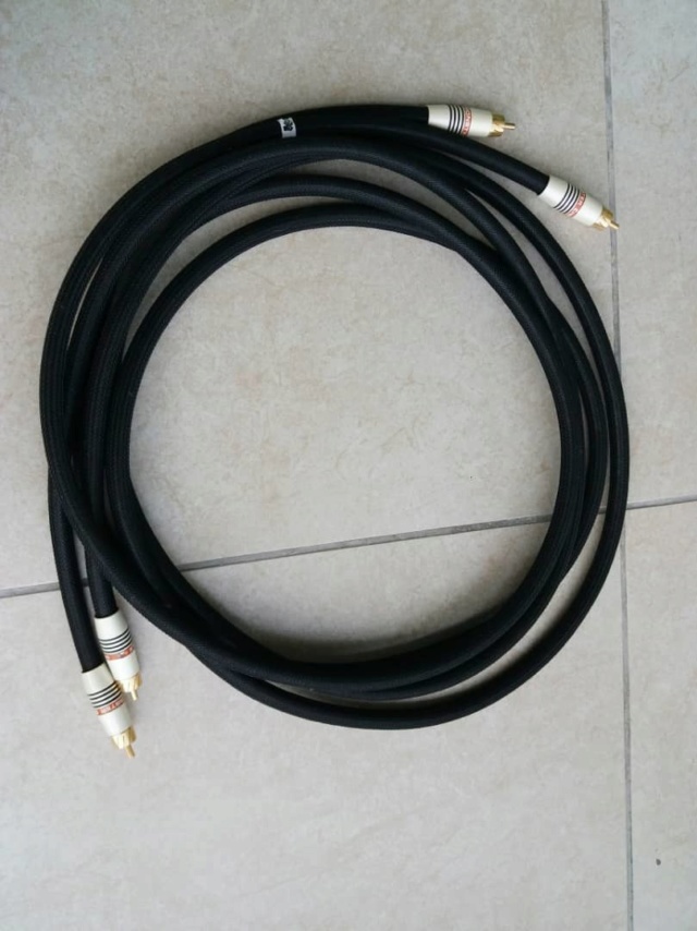 Monster Cable MSB1000SW Subwoofer cable - 2m and 4m Monste10