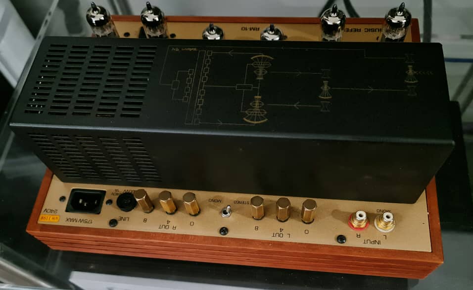 Music Reference RM-5 MK IV Tube Preamplifier with Phono & Music Reference RM-10 Stereo Tube Power Amplifier Mr10c10