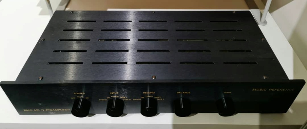 Roger Modjeski's Music Reference RM-5 MK IV Tube Preamplifier with Phono Mrrm5b10