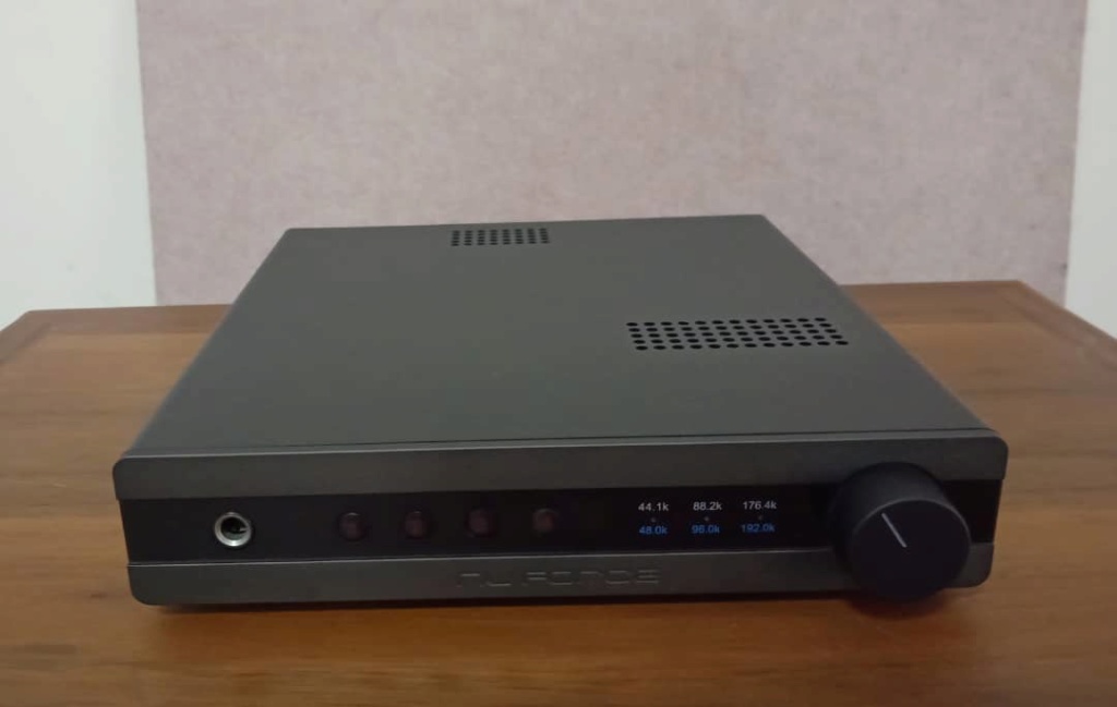 NuForce DAC-100 – purist class DAC N118