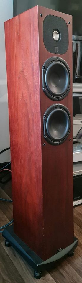 NEAT Acoustics Motive 1 Floorstand Speakers Neat312