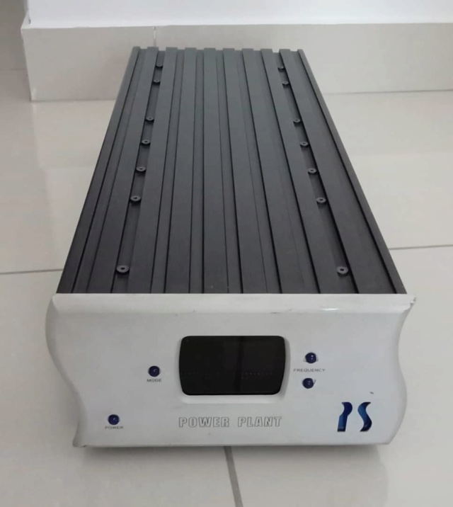 PS Audio P300 Power Plant Power Conditioner P113