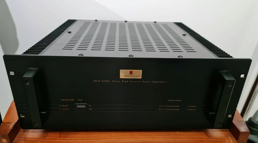 Parasound HCA-2200II Ultra High Current Power Amplifier, by John Curl Paraso10