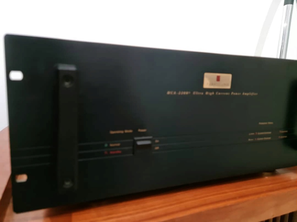 Parasound HCA-2200II Ultra High Current Power Amplifier, by John Curl Paraso12