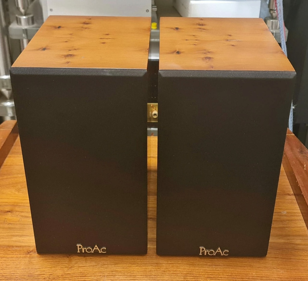 ProAc Reference 8 Speakers Proacr20
